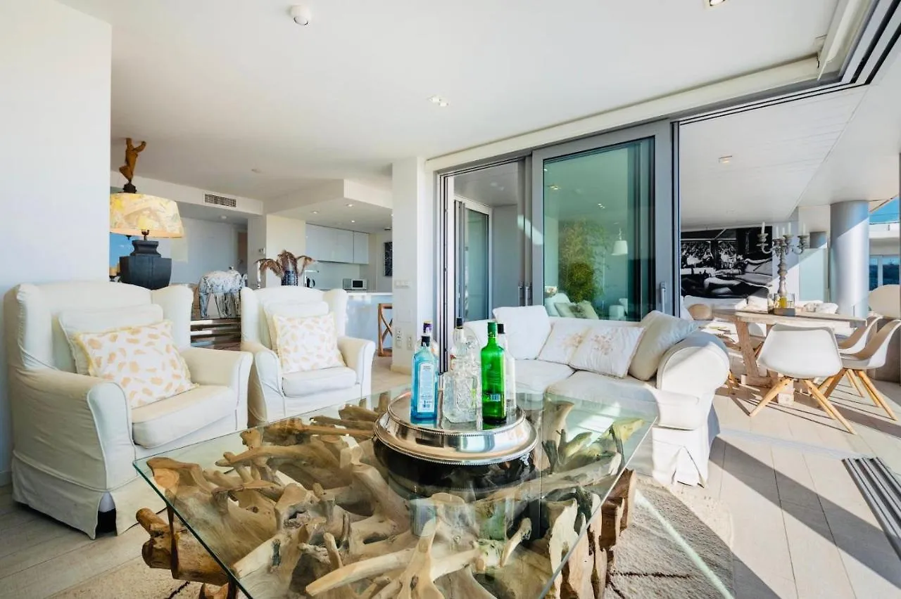 דירות Address Ibiza Luxury Living  איביזה העיר